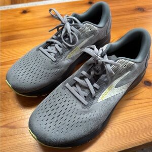 Brooks Ghost 16 Shoes